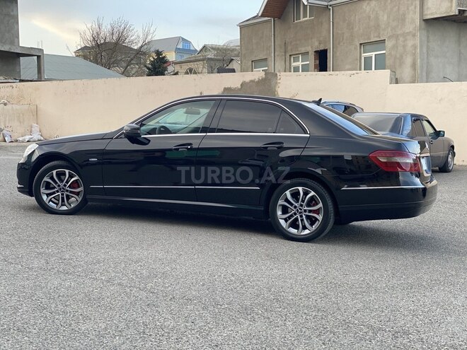 Mercedes E 220 d 2010, 318,000 km - 2.2 l - Bakı