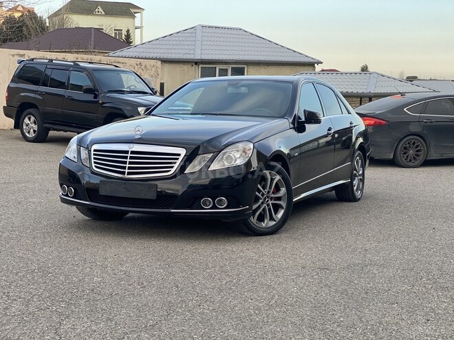 Mercedes E 220 d 2010, 318,000 km - 2.2 l - Bakı