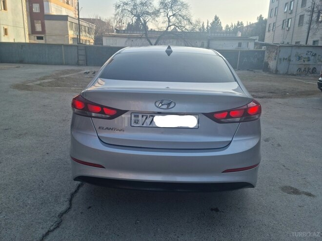Hyundai Elantra 2018, 93,800 km - 2.0 l - Sumqayıt