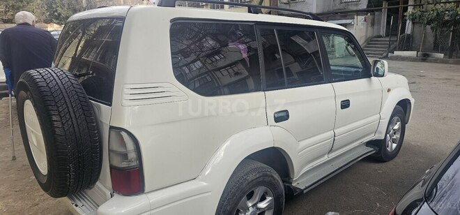 Toyota Land Cruiser Prado 2001, 330,000 km - 2.7 л - Bakı