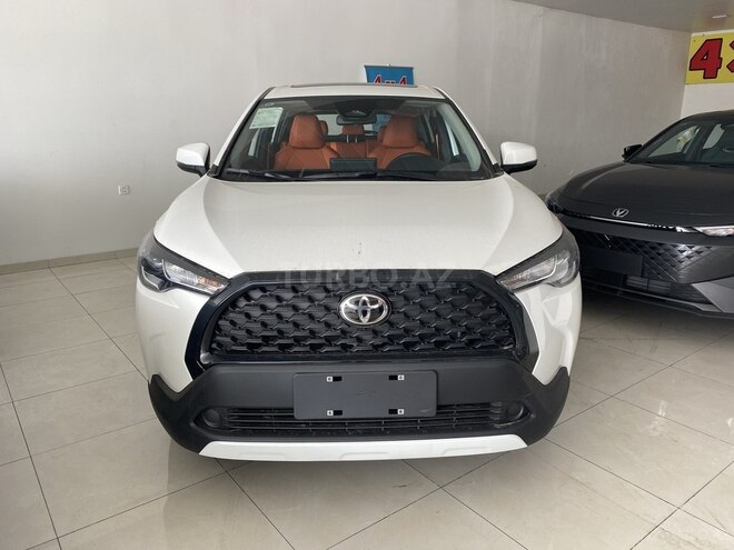 Toyota Corolla Cross 2024, 0 km - 2.0 л - Bakı