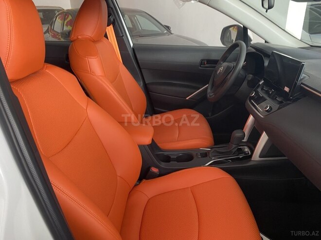 Toyota Corolla Cross 2024, 0 km - 2.0 л - Bakı