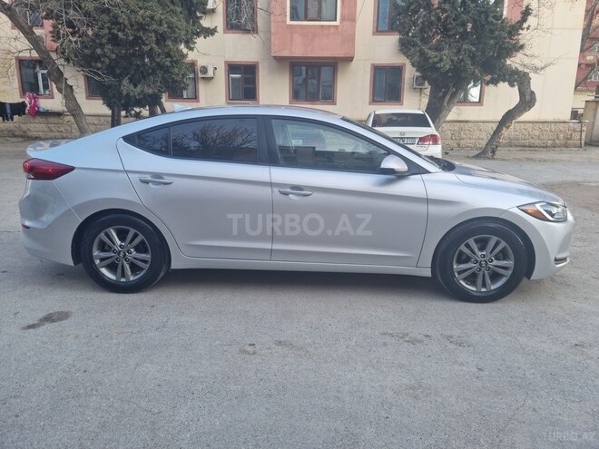 Hyundai Elantra 2018, 93,800 km - 2.0 l - Sumqayıt