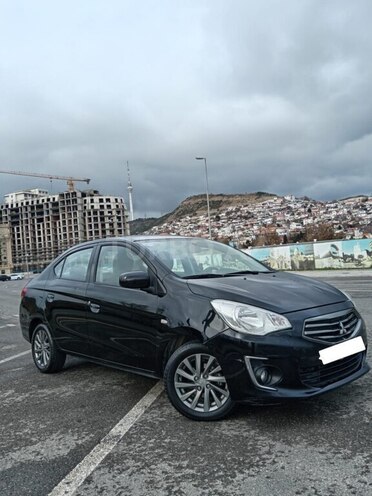 Mitsubishi Attrage 2015, 198,000 km - 1.2 l - Bakı