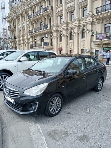 Mitsubishi Attrage 2015, 198,000 km - 1.2 l - Bakı