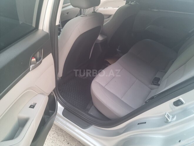 Hyundai Elantra 2018, 93,800 km - 2.0 l - Sumqayıt