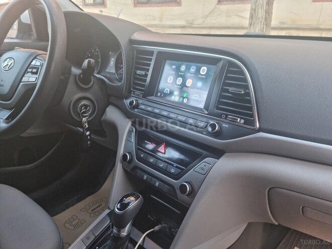 Hyundai Elantra 2018, 93,800 km - 2.0 l - Sumqayıt