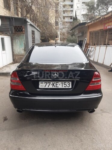 Mercedes E 200 2005, 283,000 km - 1.8 l - Bakı