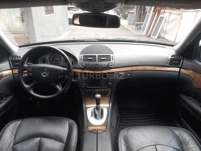 Mercedes E 200 2005, 283,000 km - 1.8 l - Bakı