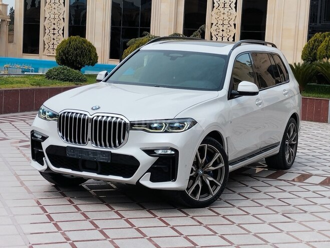 BMW X7-1