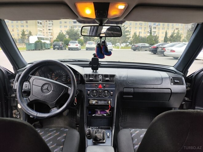 Mercedes C 180 1998, 300,000 km - 1.8 l - Bakı