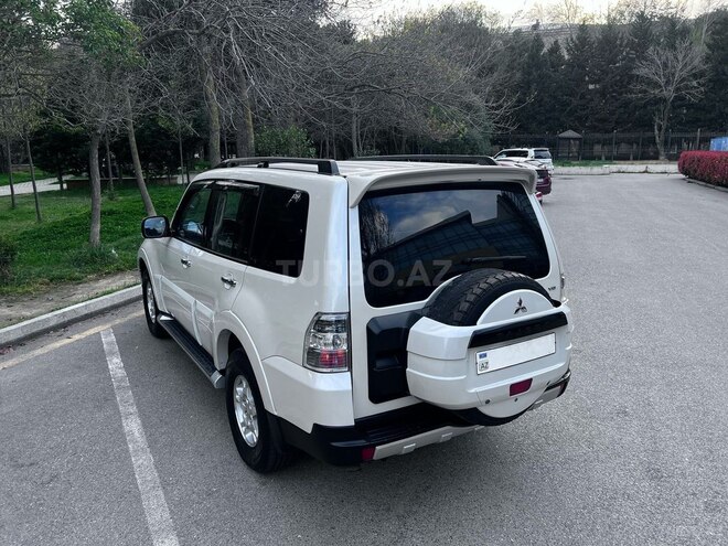 Mitsubishi Pajero 2008, 220,000 km - 3.0 l - Bakı