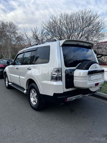 Mitsubishi Pajero 2008, 220,000 km - 3.0 l - Bakı