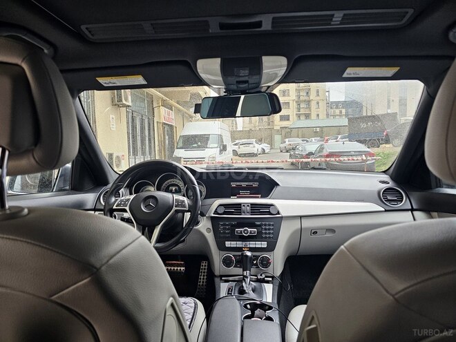 Mercedes C 250 2014, 173,569 km - 1.8 л - Bakı