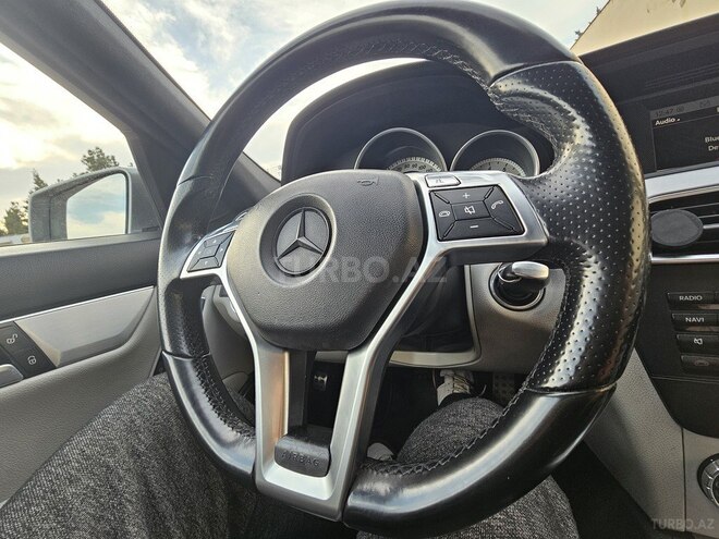 Mercedes C 250 2014, 173,569 km - 1.8 л - Bakı