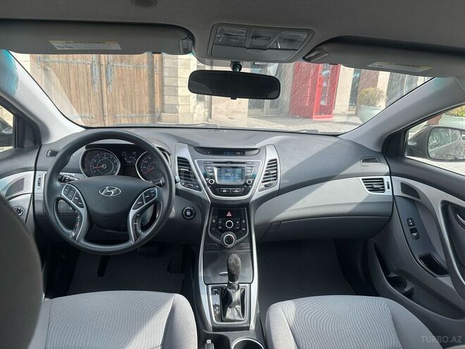 Hyundai Elantra 2015, 96,000 km - 1.8 l - Bakı