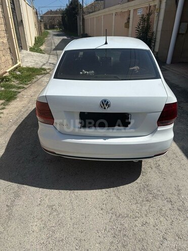 Volkswagen Polo 2018, 144,000 km - 1.6 l - Bakı
