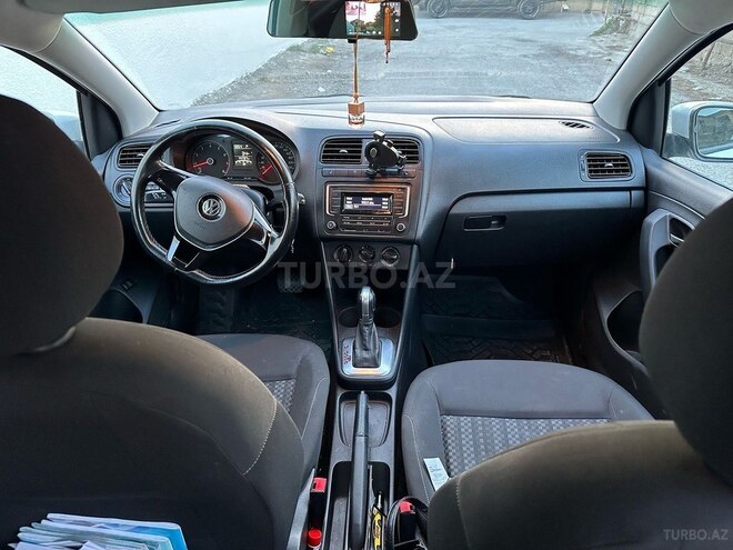 Volkswagen Polo 2018, 144,000 km - 1.6 l - Bakı