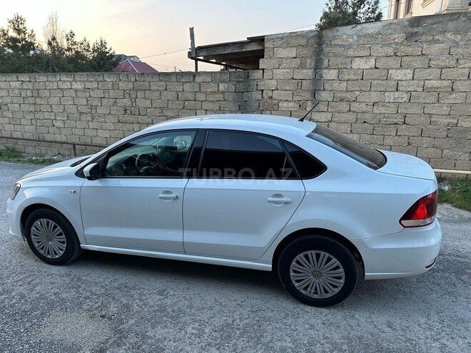 Volkswagen Polo 2018, 144,000 km - 1.6 l - Bakı