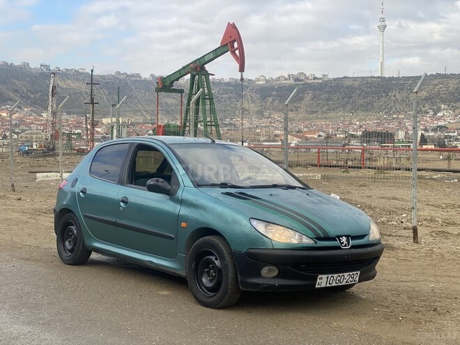 Peugeot 206 2004, 398,000 km - 1.6 l - Bakı