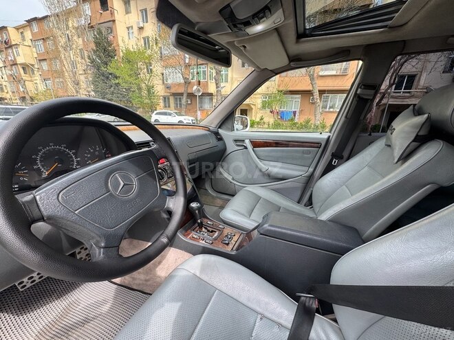 Mercedes C 230 1999, 285,000 km - 2.3 l - Bakı