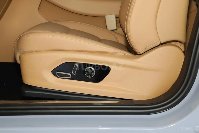 Seres Aito M5-17