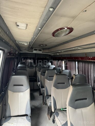 Mercedes Sprinter 313 2005, 20,000 km - 2.2 л - Saatlı