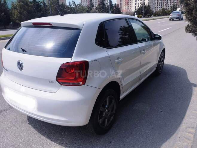 Volkswagen Polo 2009, 227,000 km - 1.4 l - Bakı