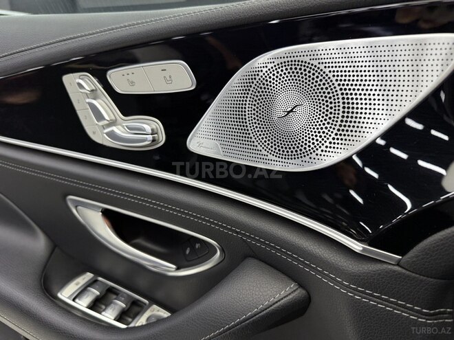 Mercedes AMG GT 53 4MATIC+-3