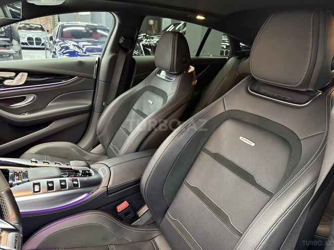 Mercedes AMG GT 53 4MATIC+-8