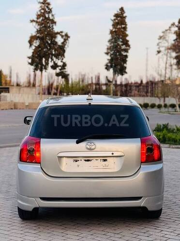 Toyota Corolla 2005, 366,000 km - 1.4 l - Bakı