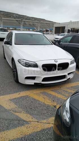 BMW 528 2015, 161,000 km - 2.0 l - Qax