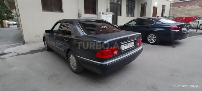 Mercedes E 200 1997, 505,000 km - 2.0 l - Bakı