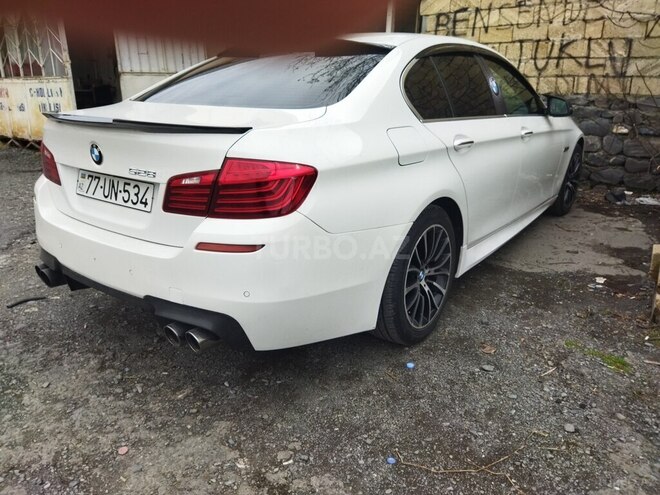 BMW 528 2015, 161,000 km - 2.0 l - Qax