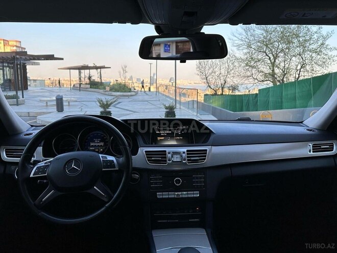 Mercedes E 220 d 2015, 205,000 km - 2.2 l - Bakı