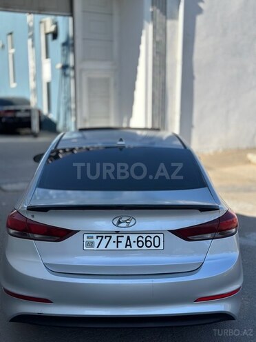 Hyundai Elantra 2018, 146,000 km - 2.0 л - Bakı