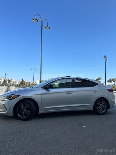Hyundai Elantra 2018, 146,000 km - 2.0 л - Bakı