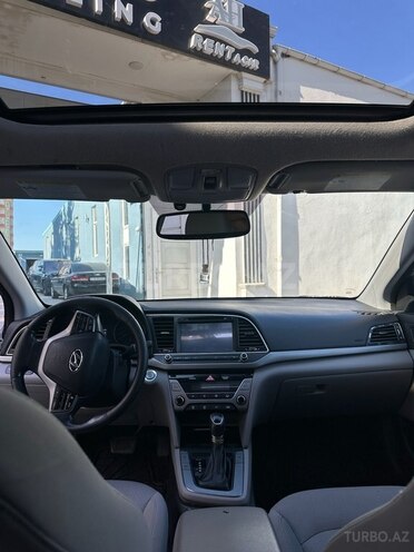 Hyundai Elantra 2018, 146,000 km - 2.0 л - Bakı