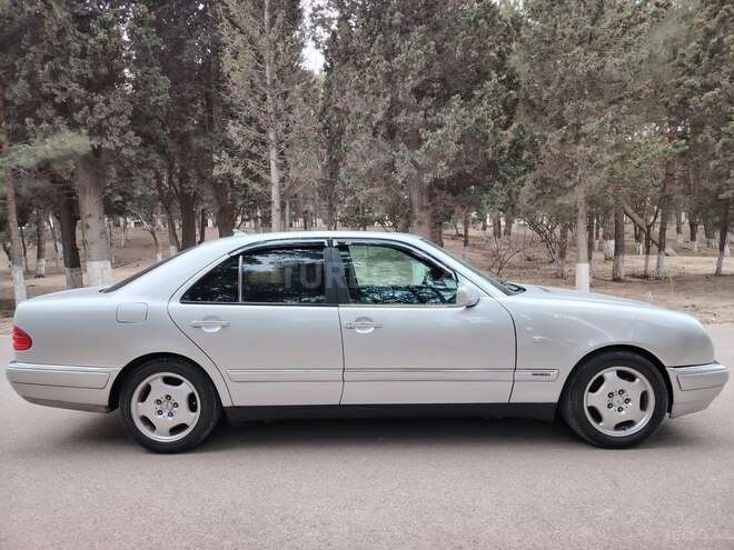 Mercedes E 200 1996, 279,332 km - 2.0 l - Sumqayıt