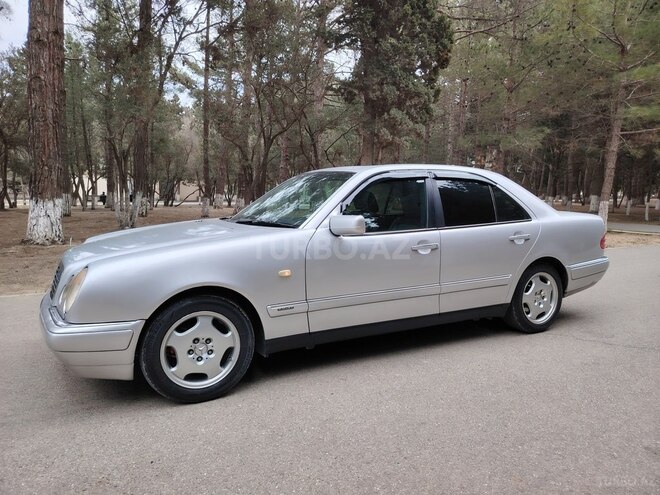Mercedes E 200 1996, 279,332 km - 2.0 l - Sumqayıt