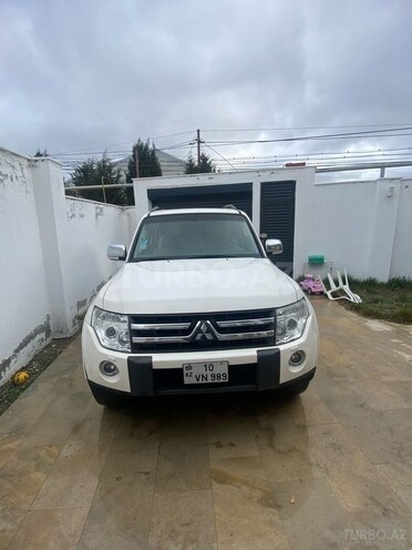 Mitsubishi Pajero 2007, 145,000 km - 3.0 l - Bakı
