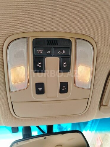 Kia Carnival 2015, 151,000 km - 2.2 l - Bakı
