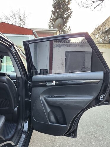 Kia Sorento-14
