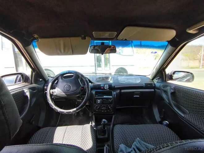 Opel Astra 1997, 540,000 km - 1.6 l - Qusar