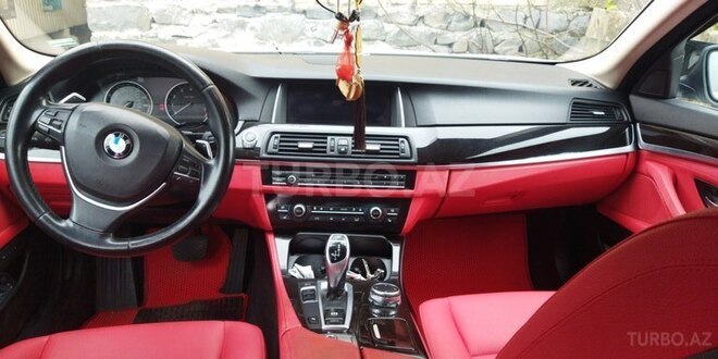 BMW 528 2015, 161,000 km - 2.0 l - Qax