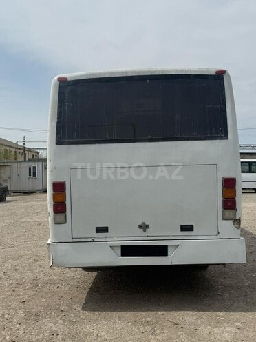 Isuzu NP 37 2008, 450,000 km - 4.3 l - Sumqayıt