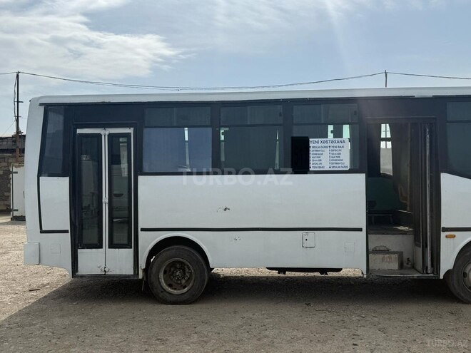 Isuzu NP 37 2008, 450,000 km - 4.3 l - Sumqayıt