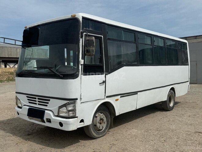 Isuzu NP 37 2008, 450,000 km - 4.3 l - Sumqayıt
