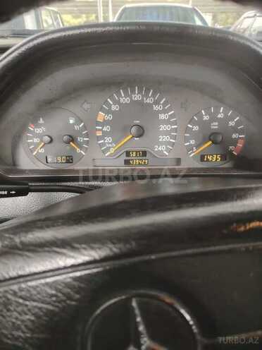 Mercedes C 180 1997, 439,429 km - 1.8 l - Yevlax