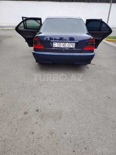 Mercedes C 180 1997, 439,429 km - 1.8 l - Yevlax